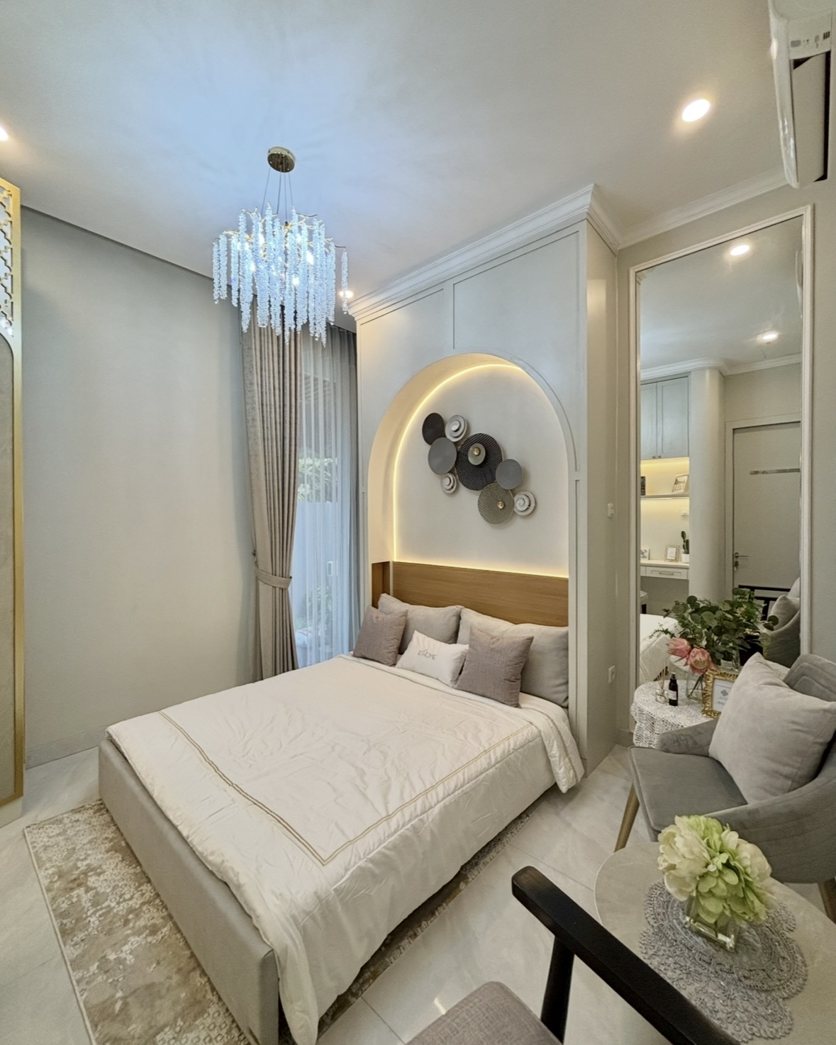 Interior Ruang Sempit: Pentingnya Pemilihan Furniture Multifungsi